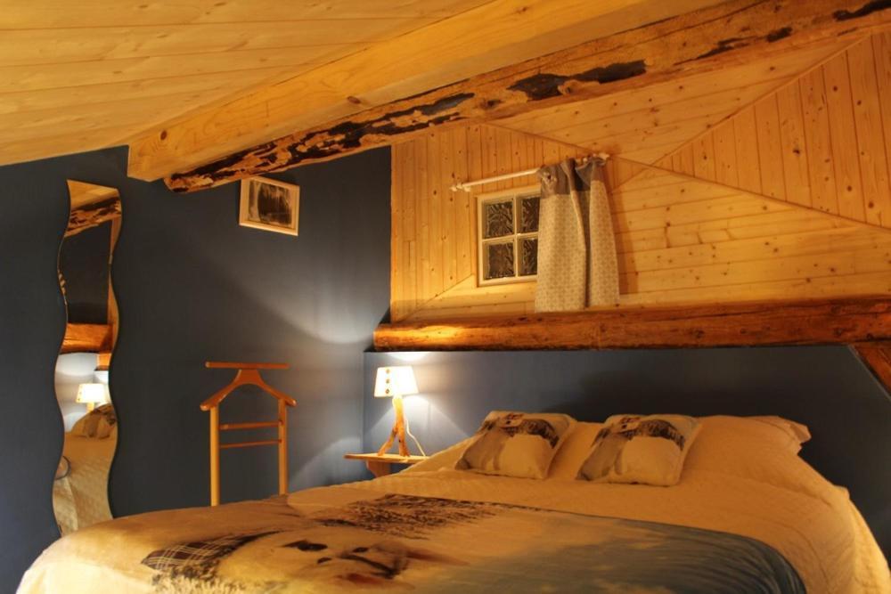 Ch'Tit Jura Bed & Breakfast Les Moussieres Bagian luar foto